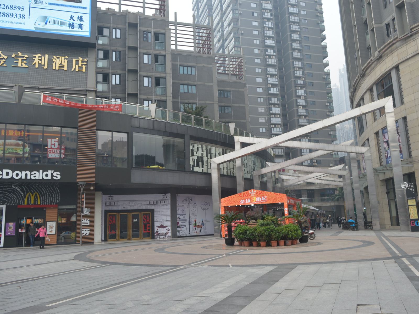 武汉在路上时光青年旅舍(地铁江汉路店)