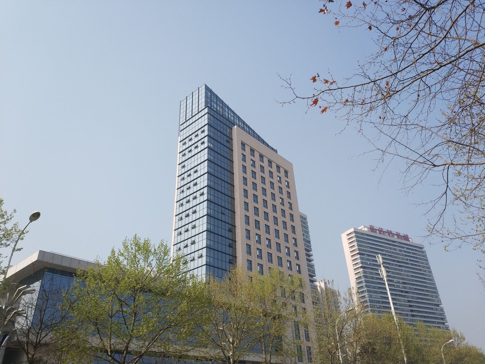 轻鱼E.U酒店(武汉中南财经政法大学店)