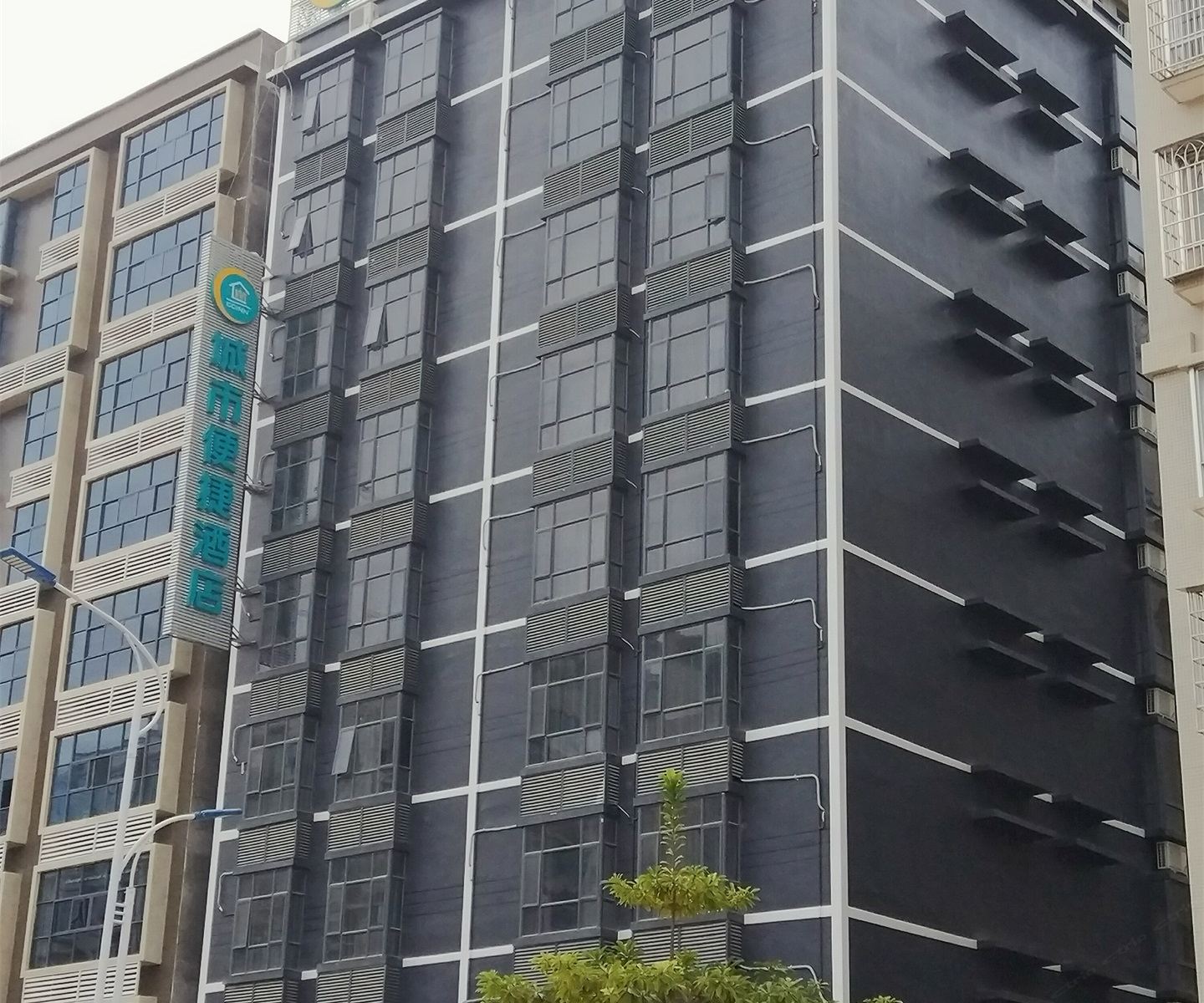 城市便捷酒店城(高州城东客运站店)