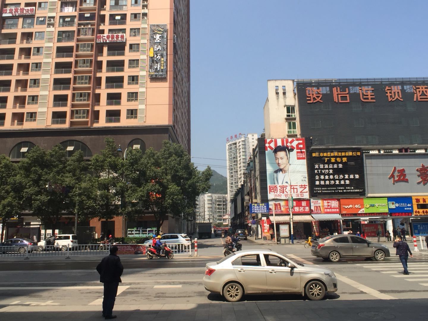 铜仁塞纳河畔精品主题酒店