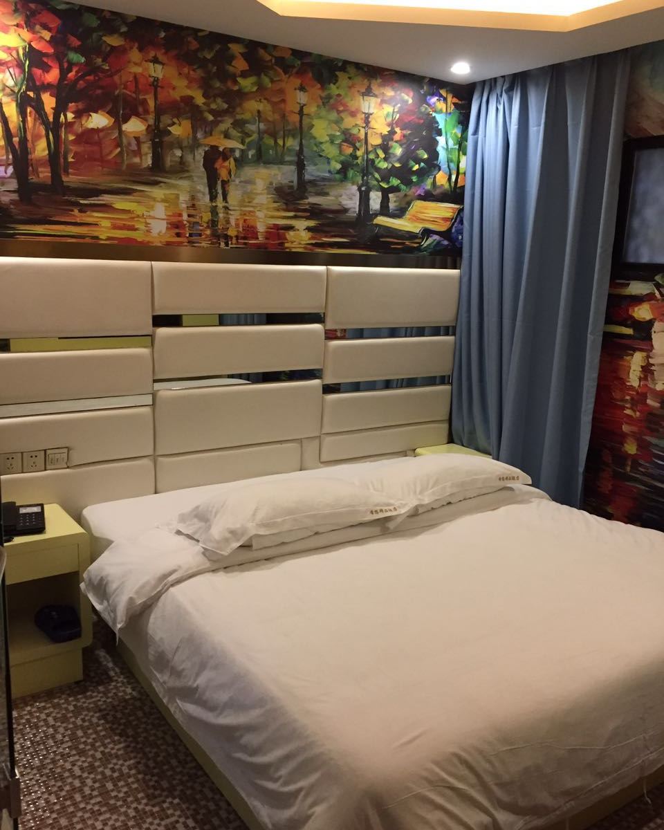 特惠大床房