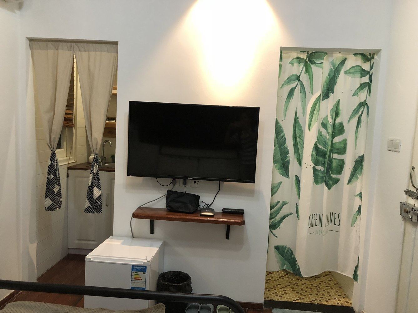 阳光一室大床房