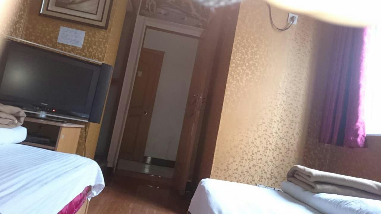 双床房