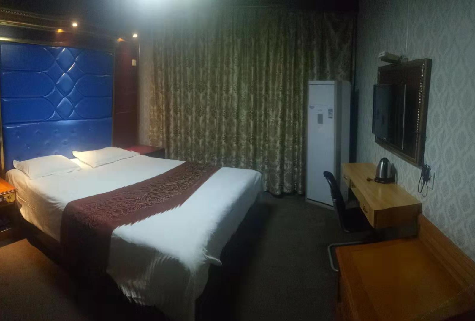 普通大床房