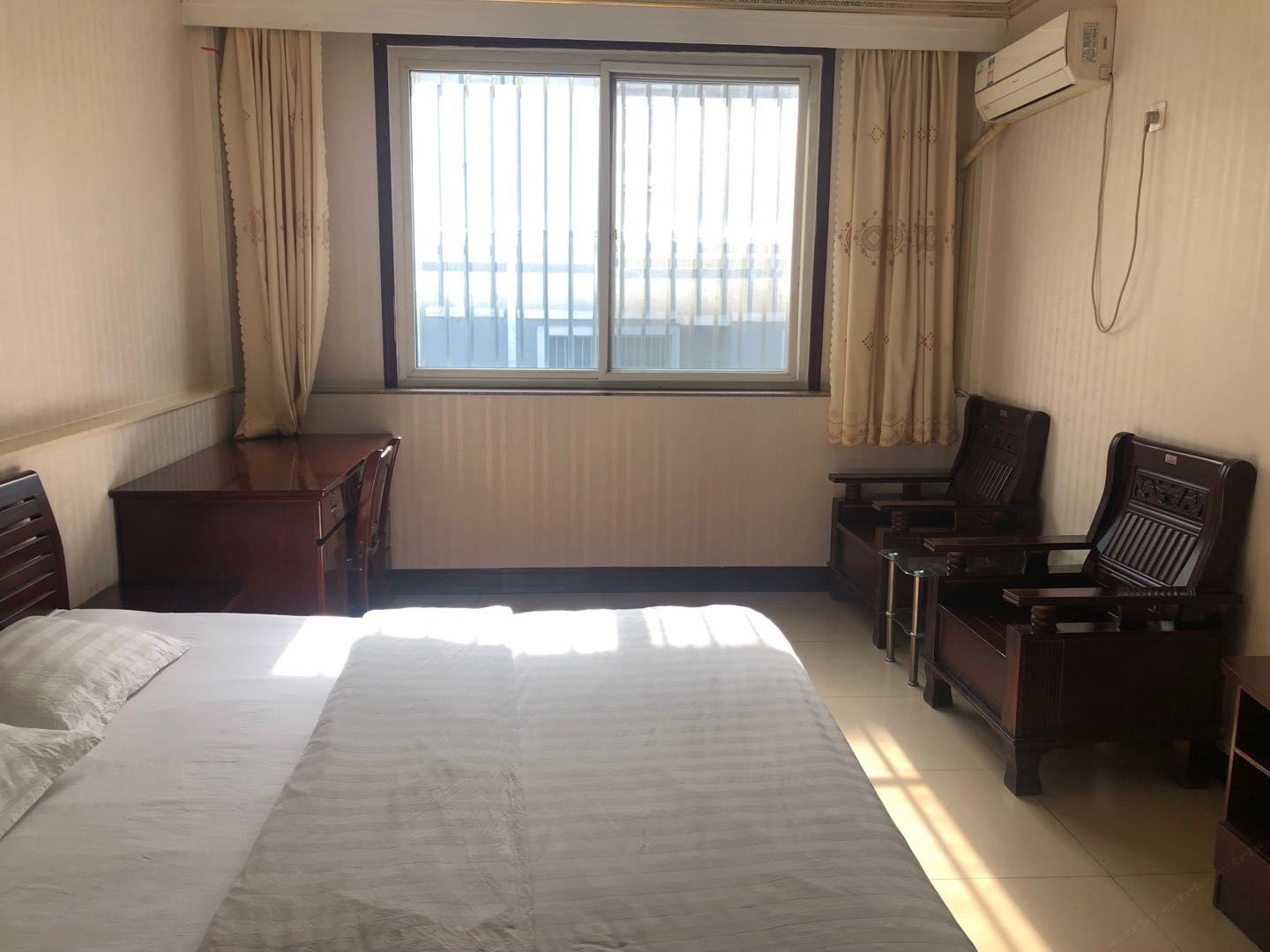 标准大床房