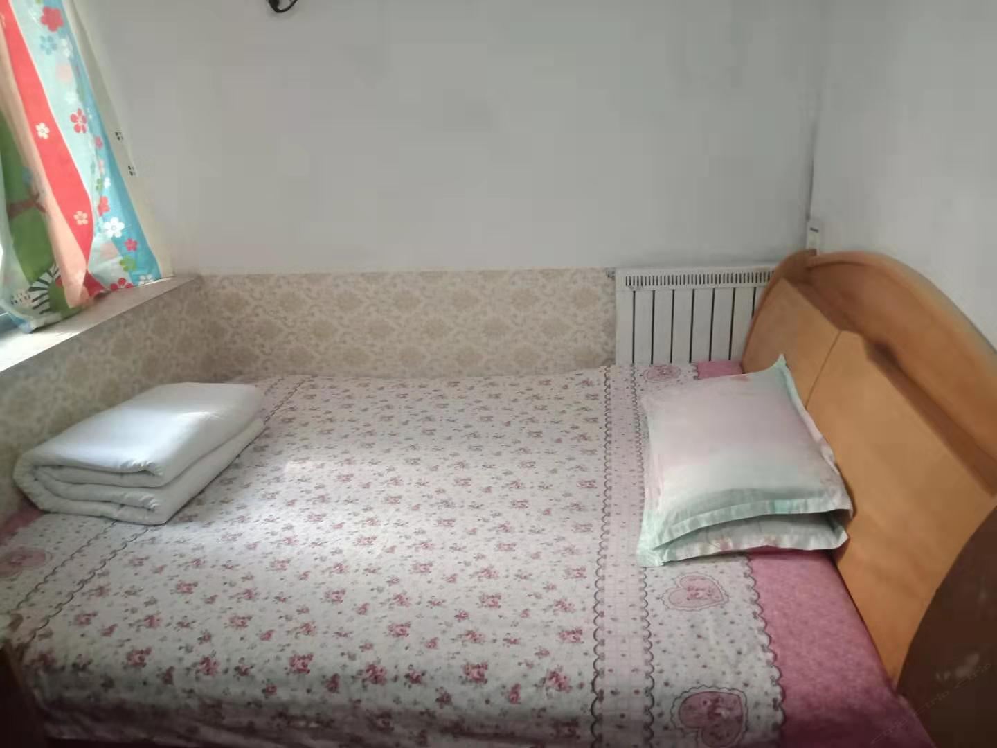 精美大床房(公共卫浴)