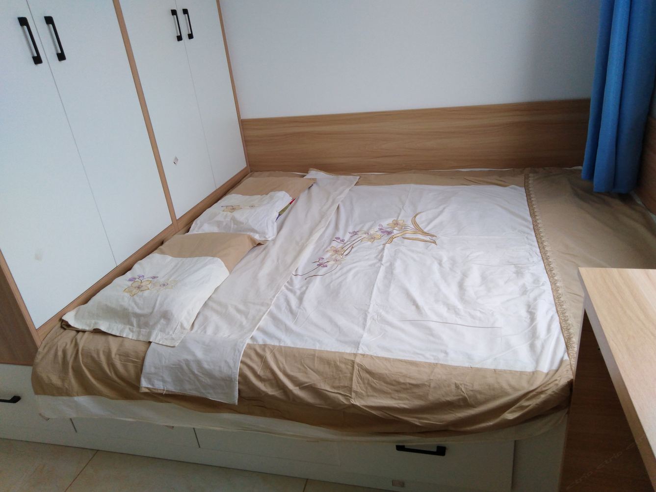 简约二室二厅套房