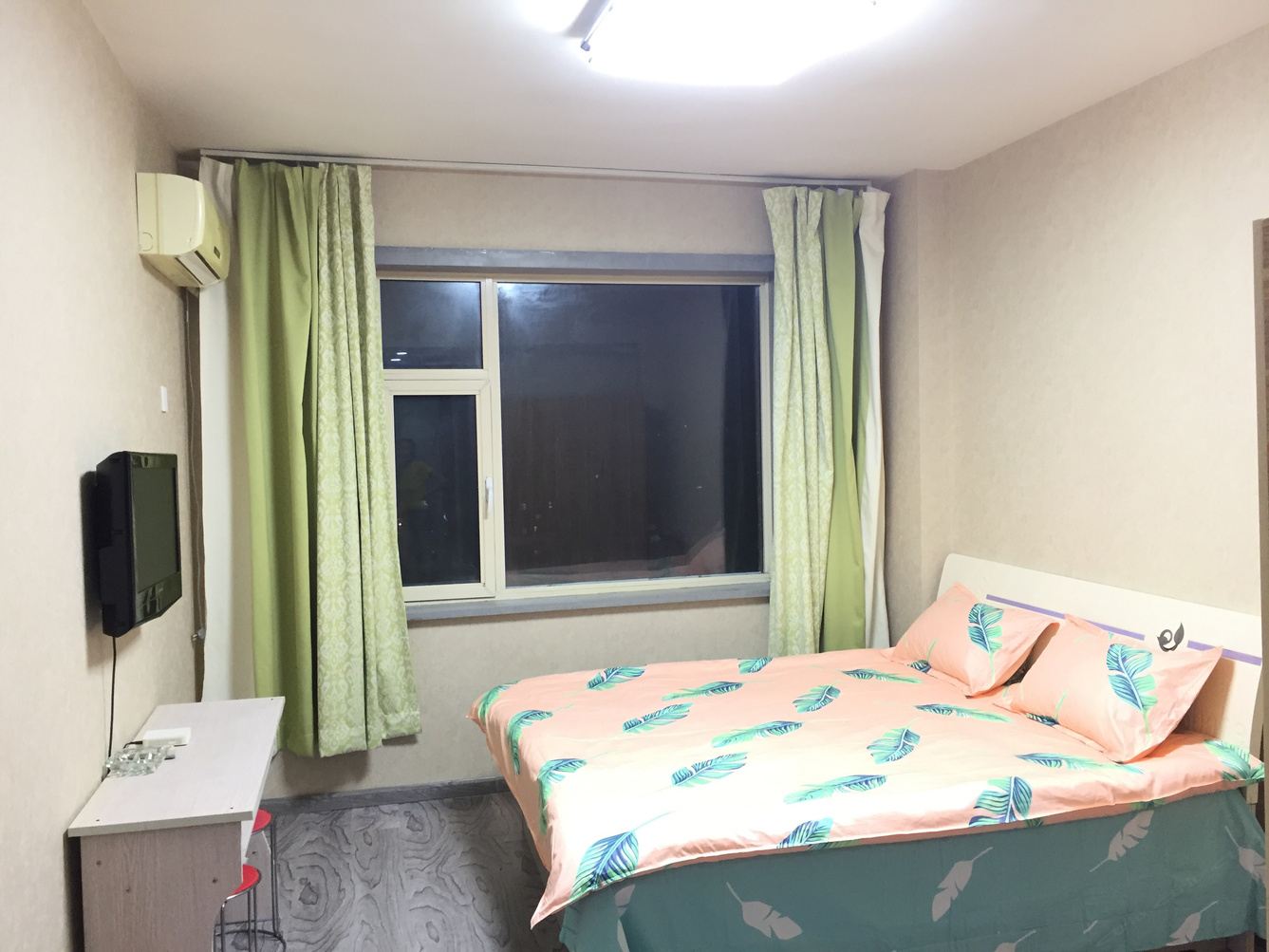 一室大床房