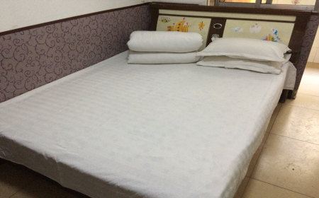 标准大床房