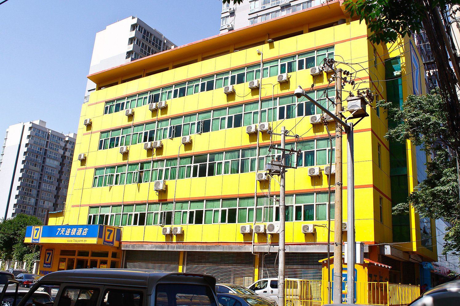 7天连锁酒店(西安大雁塔青龙寺地铁站店)