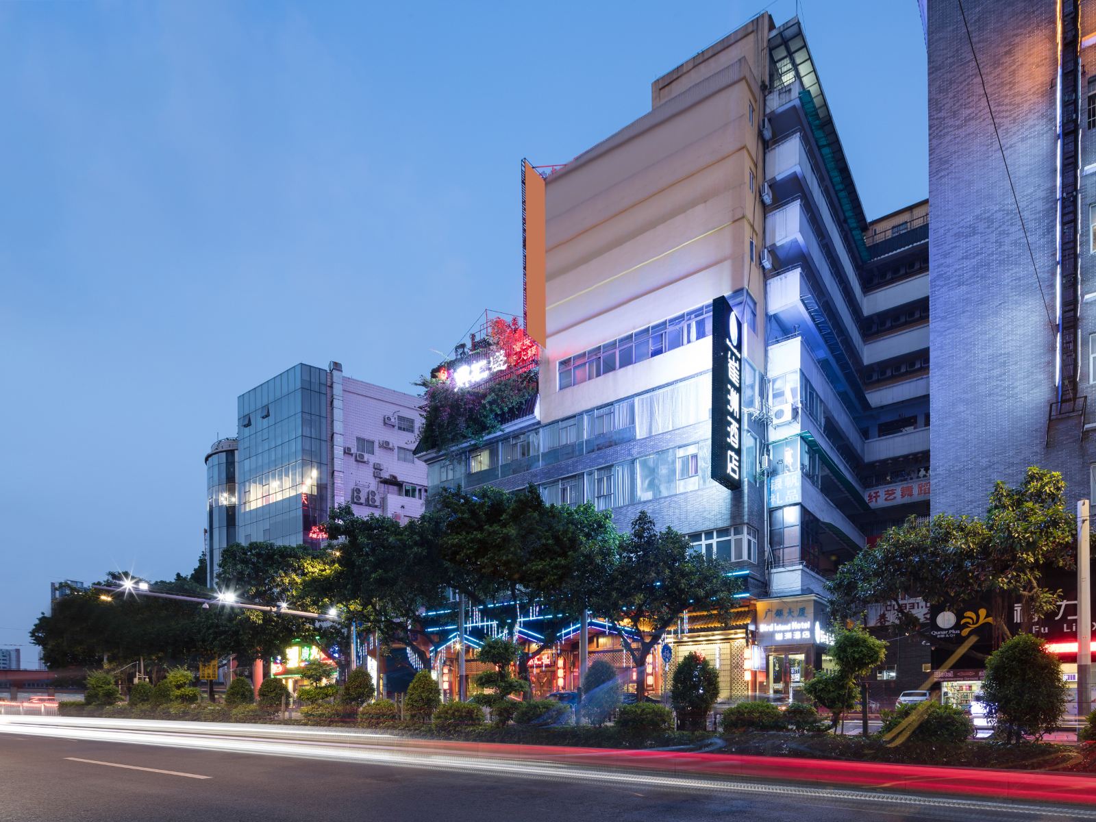 雀洲主题酒店(广州荔湾路陈家祠地铁站店)