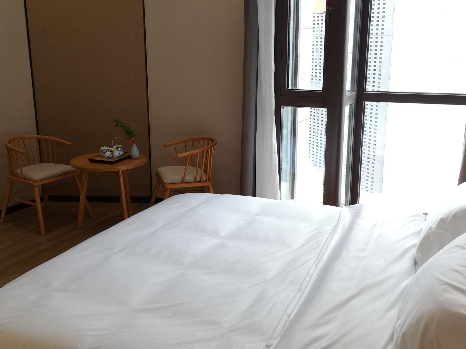 智能雅致大床房