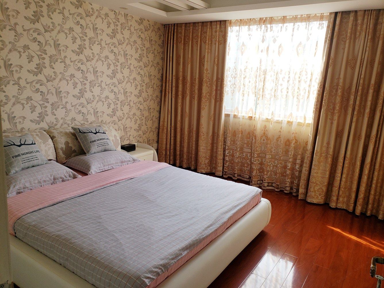 田园三室一厅套房