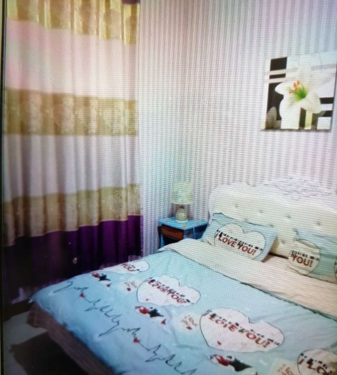 豪华大床房