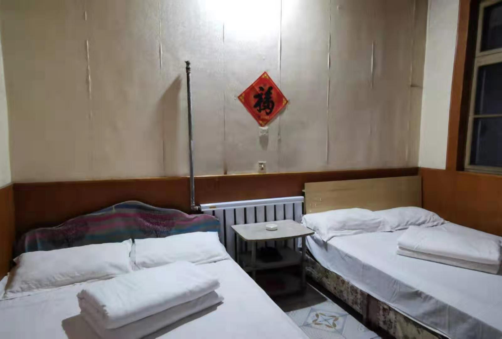 四人间(公共卫浴)