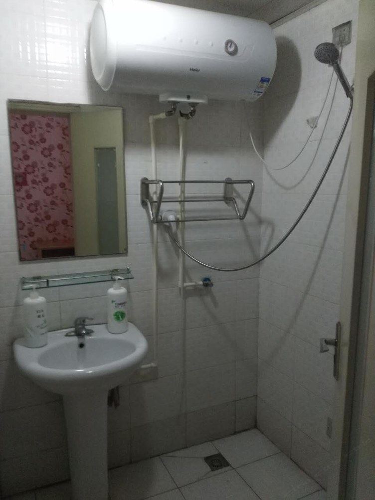 舒适一室一厅套房