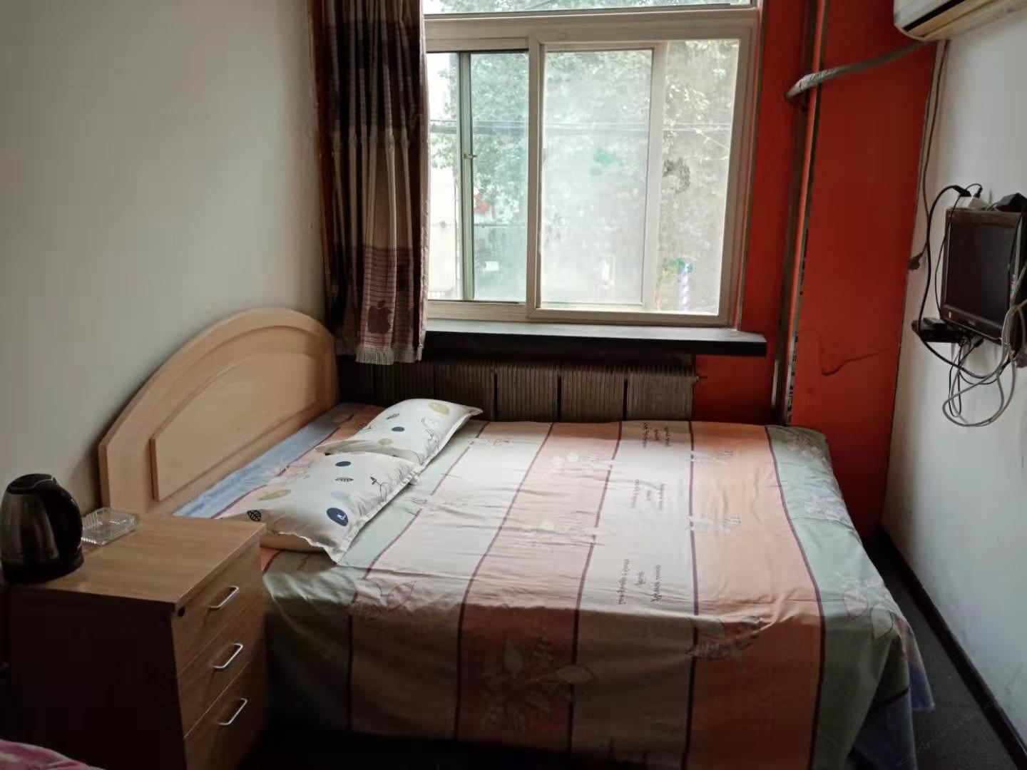 普通大床房