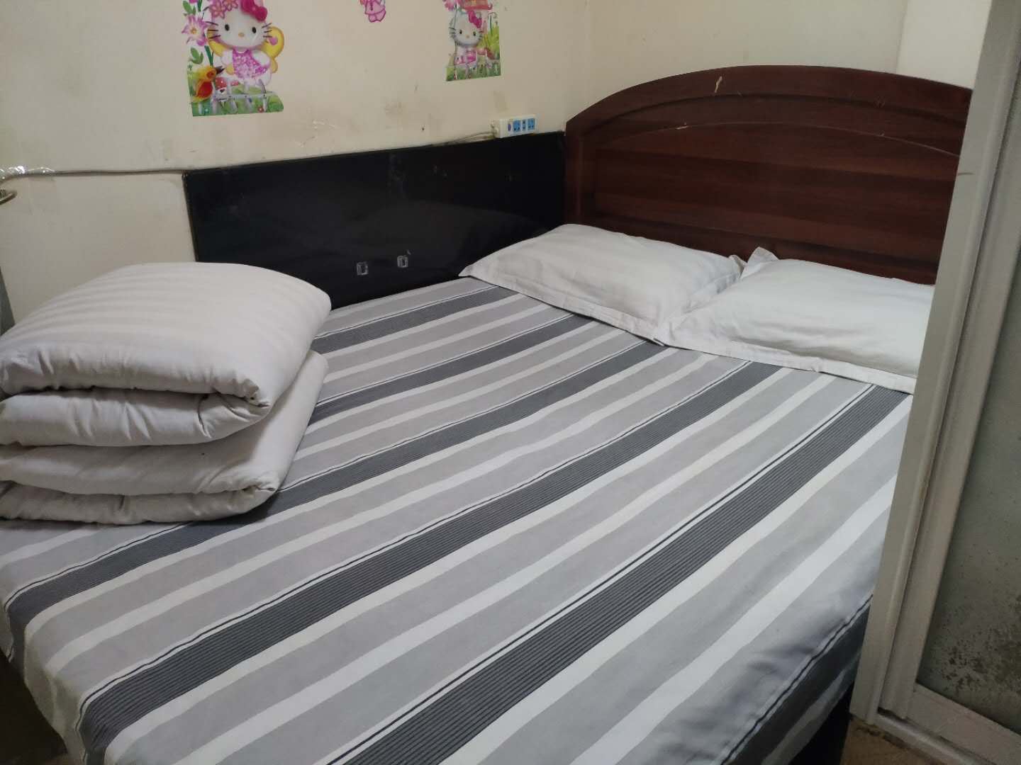 大床房(无窗)