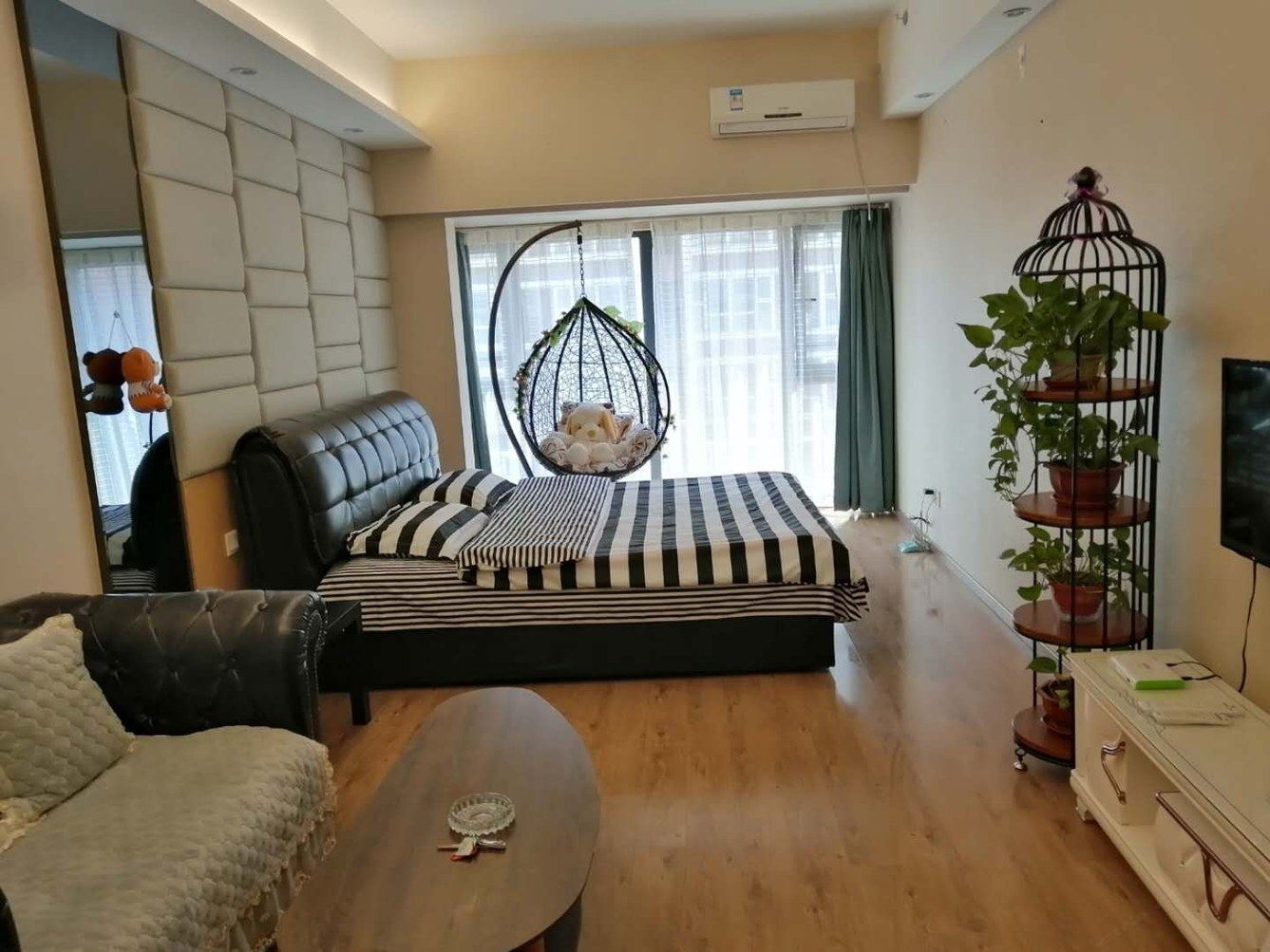 温馨舒适大床房