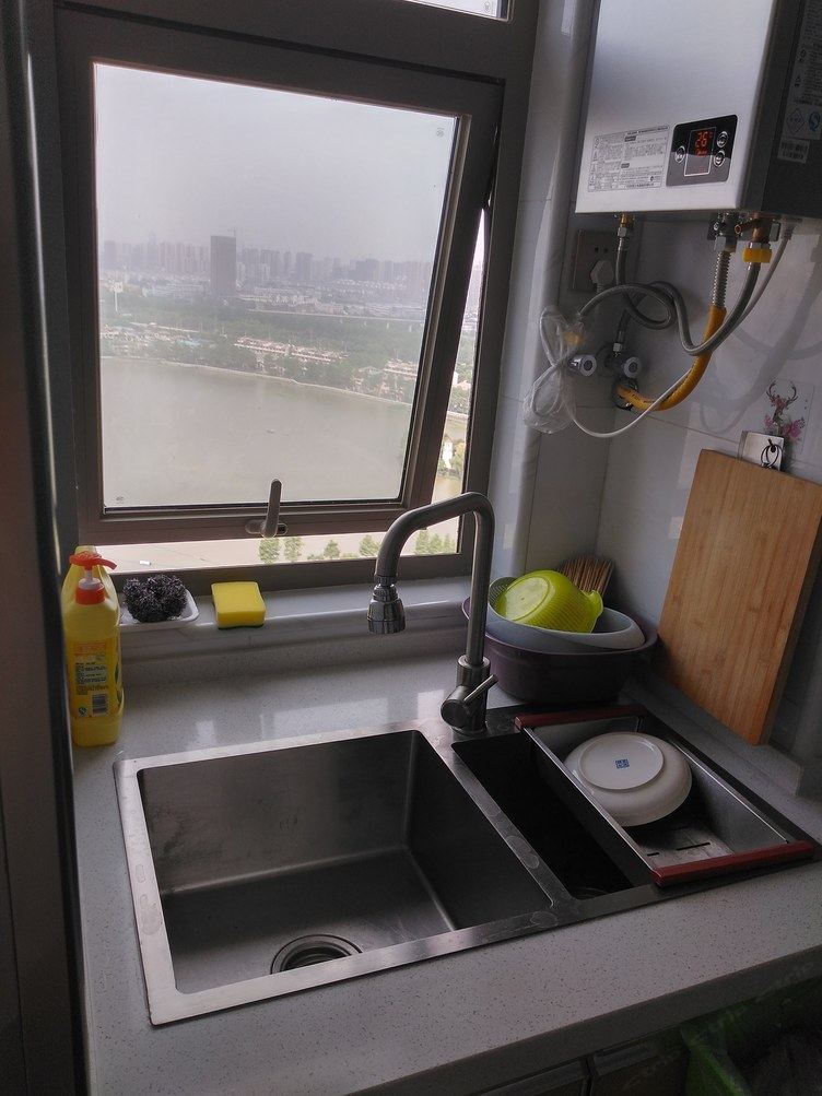 湖景房