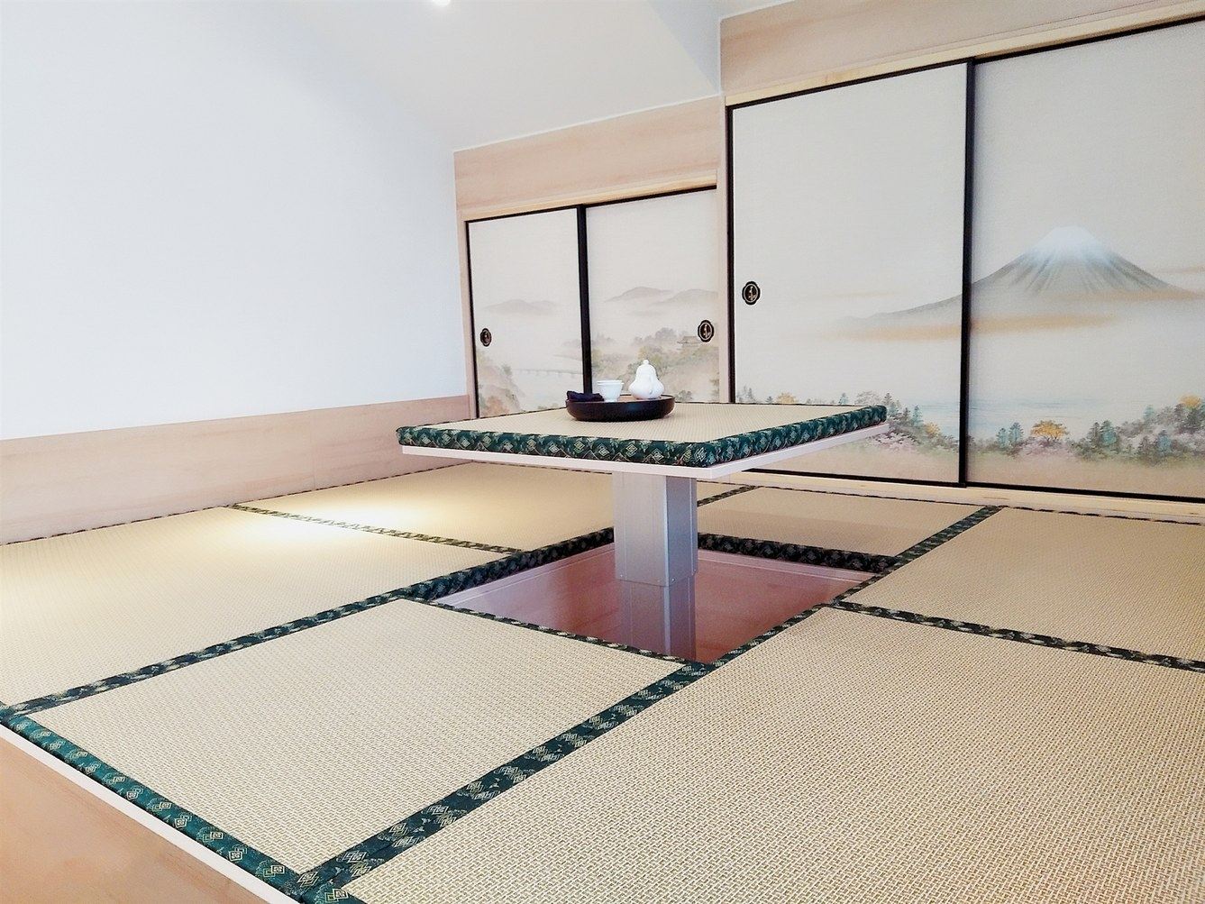 三室三厅套房