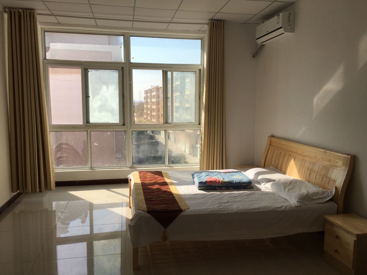 舒适大床房