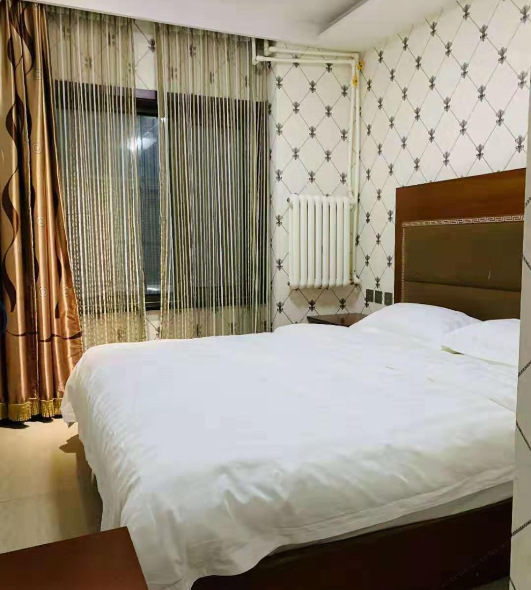 舒适大床房