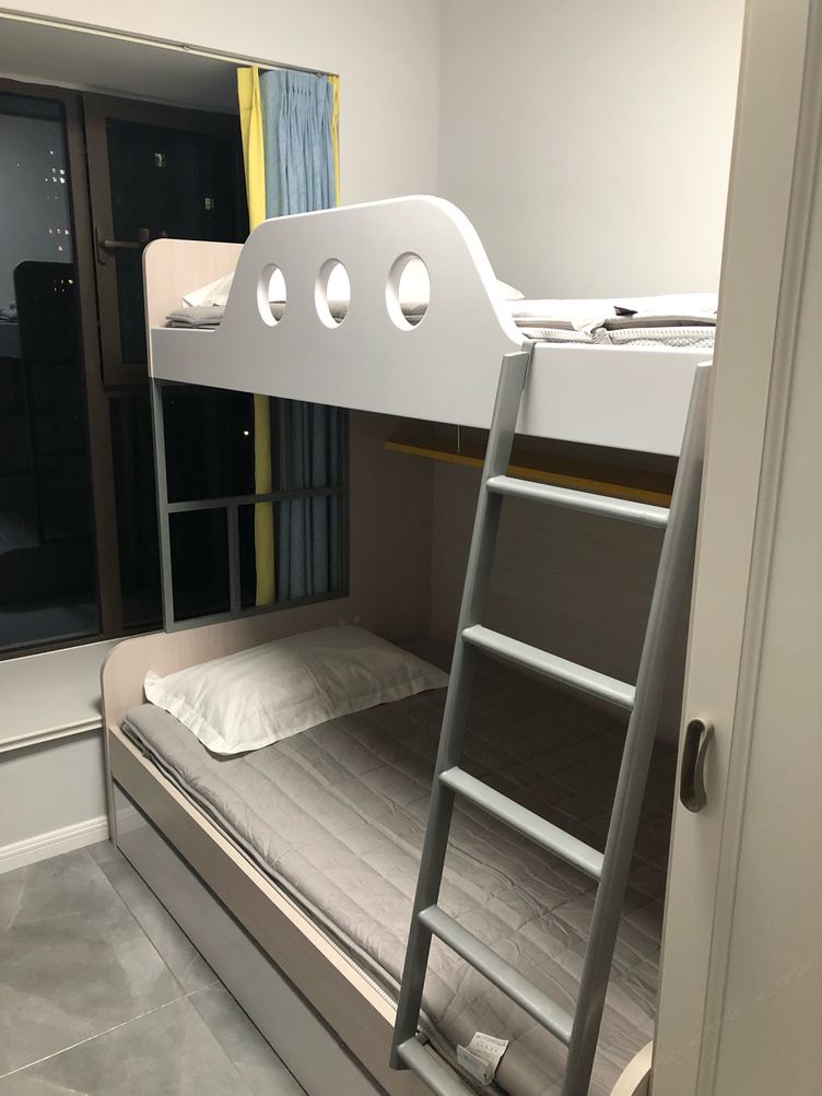 精致二室一厅套房