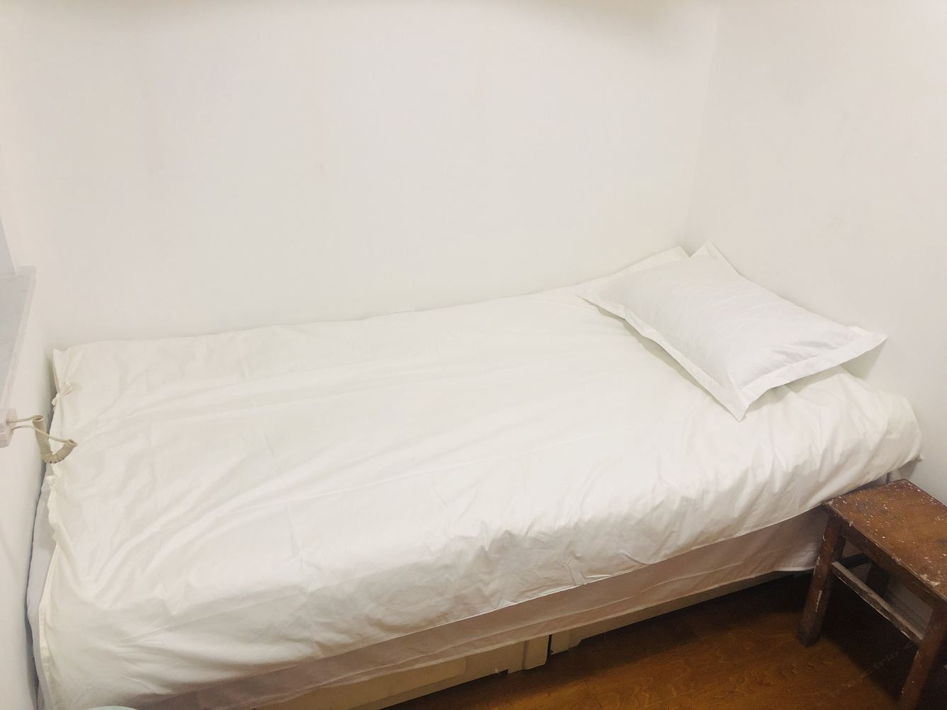 简约二室二床房