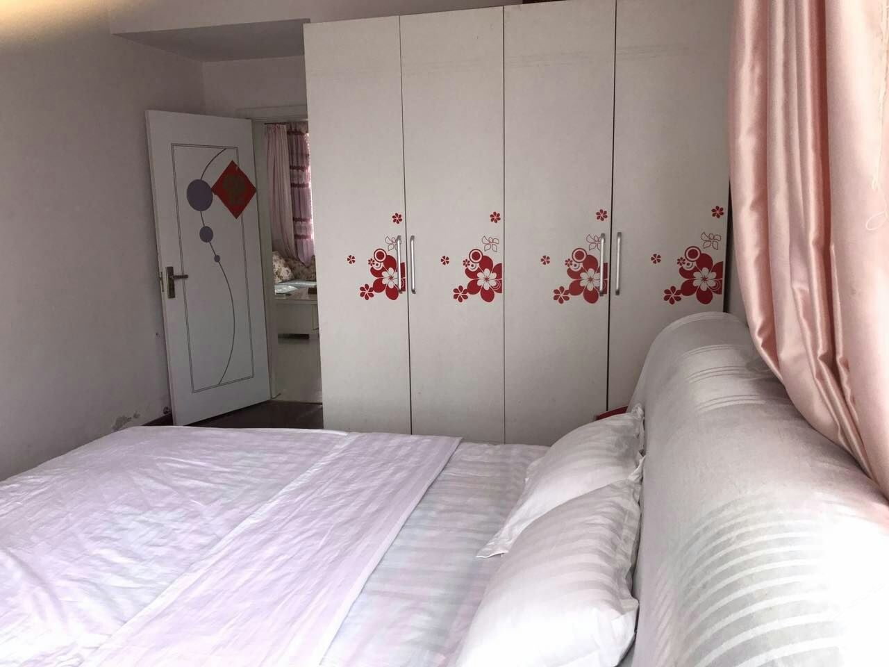 舒适家庭二室一厅套房