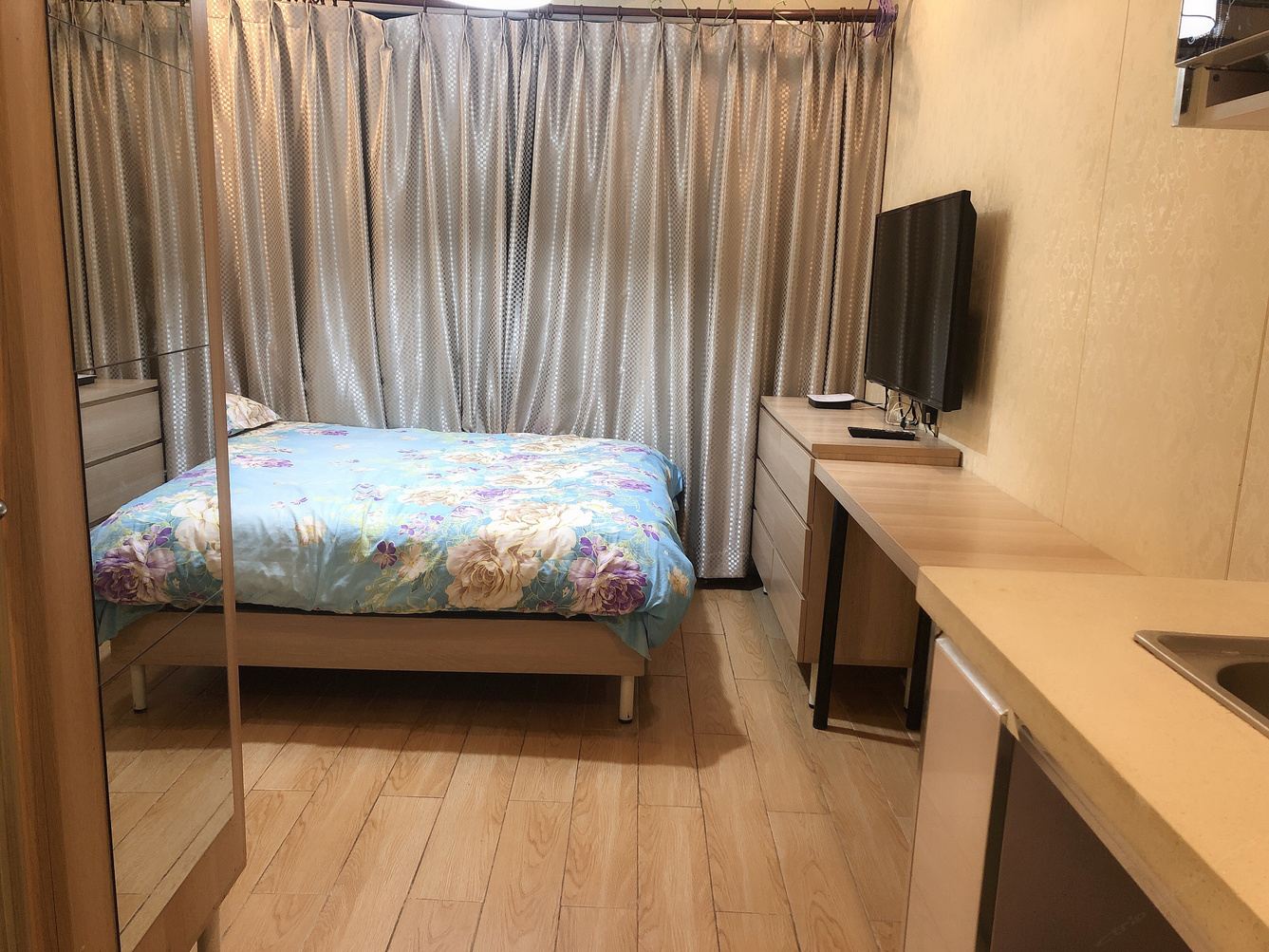 一室大床房