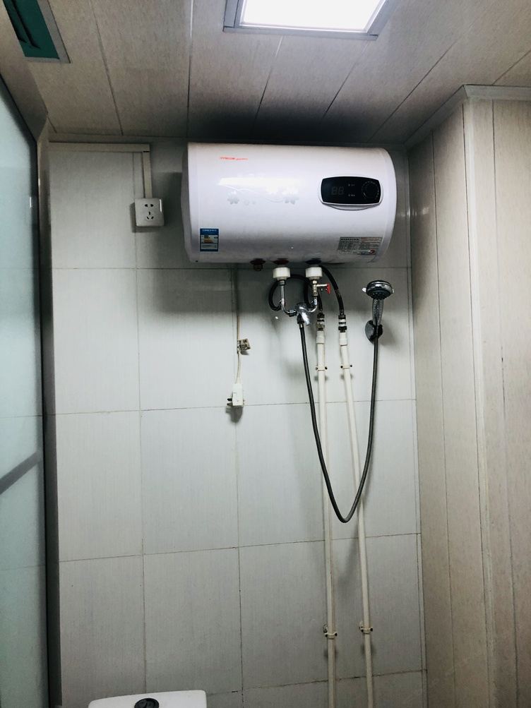 温馨一室一厅套房