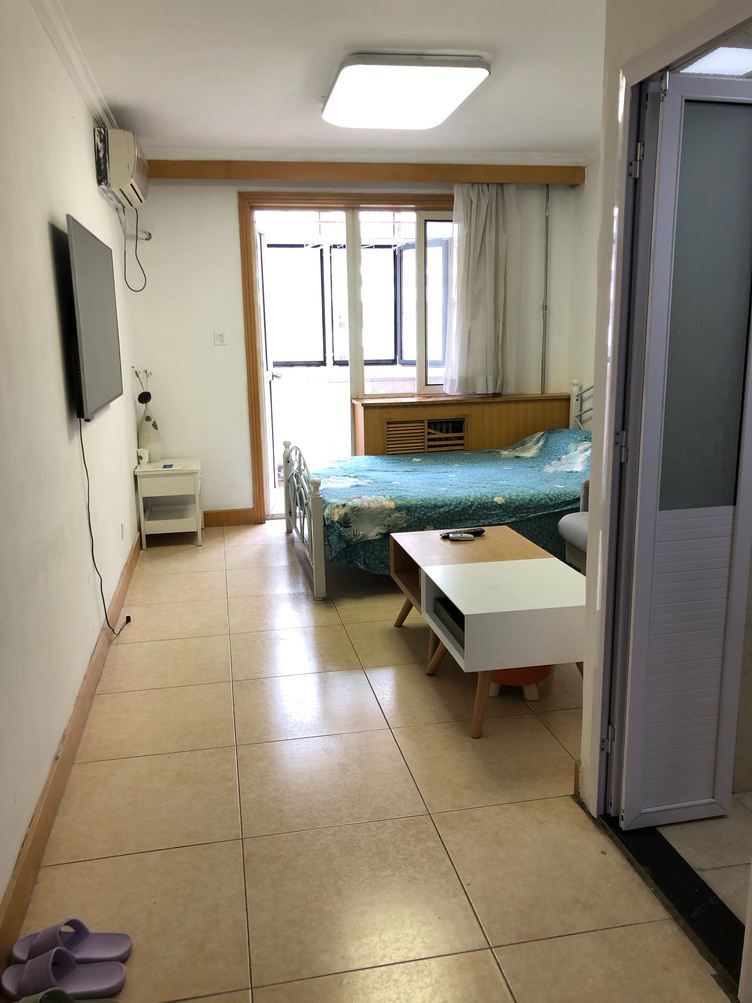 温馨二室二床房