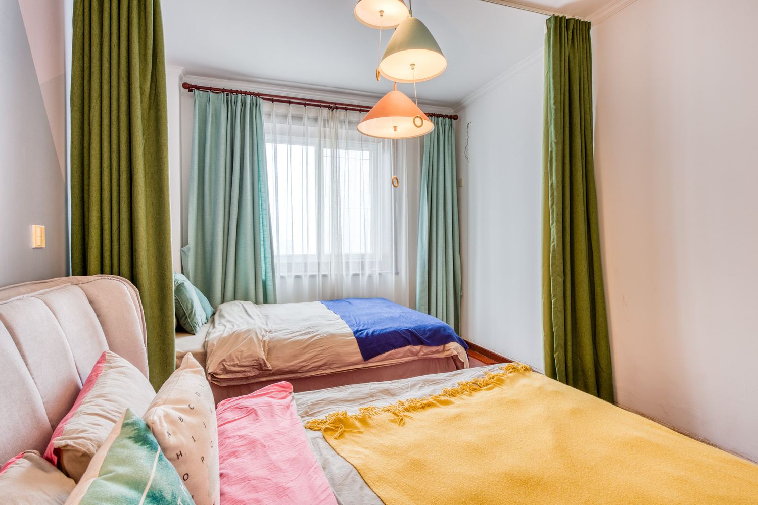 精装二室二厅套房