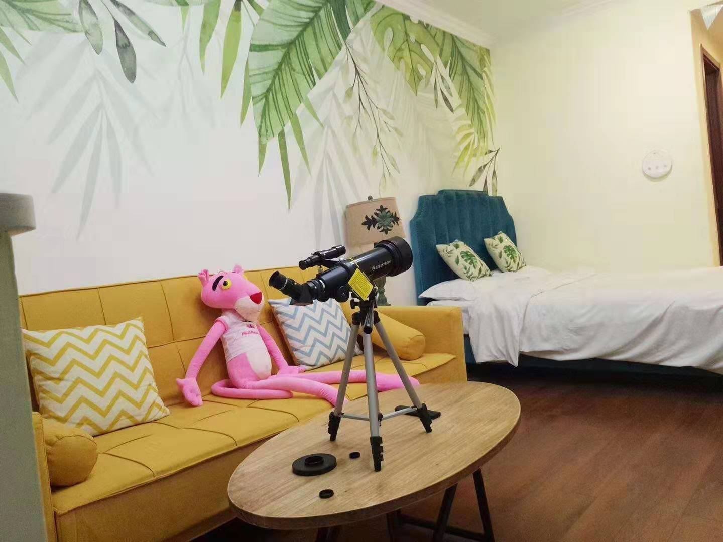 清新绿叶ins风小屋大床房