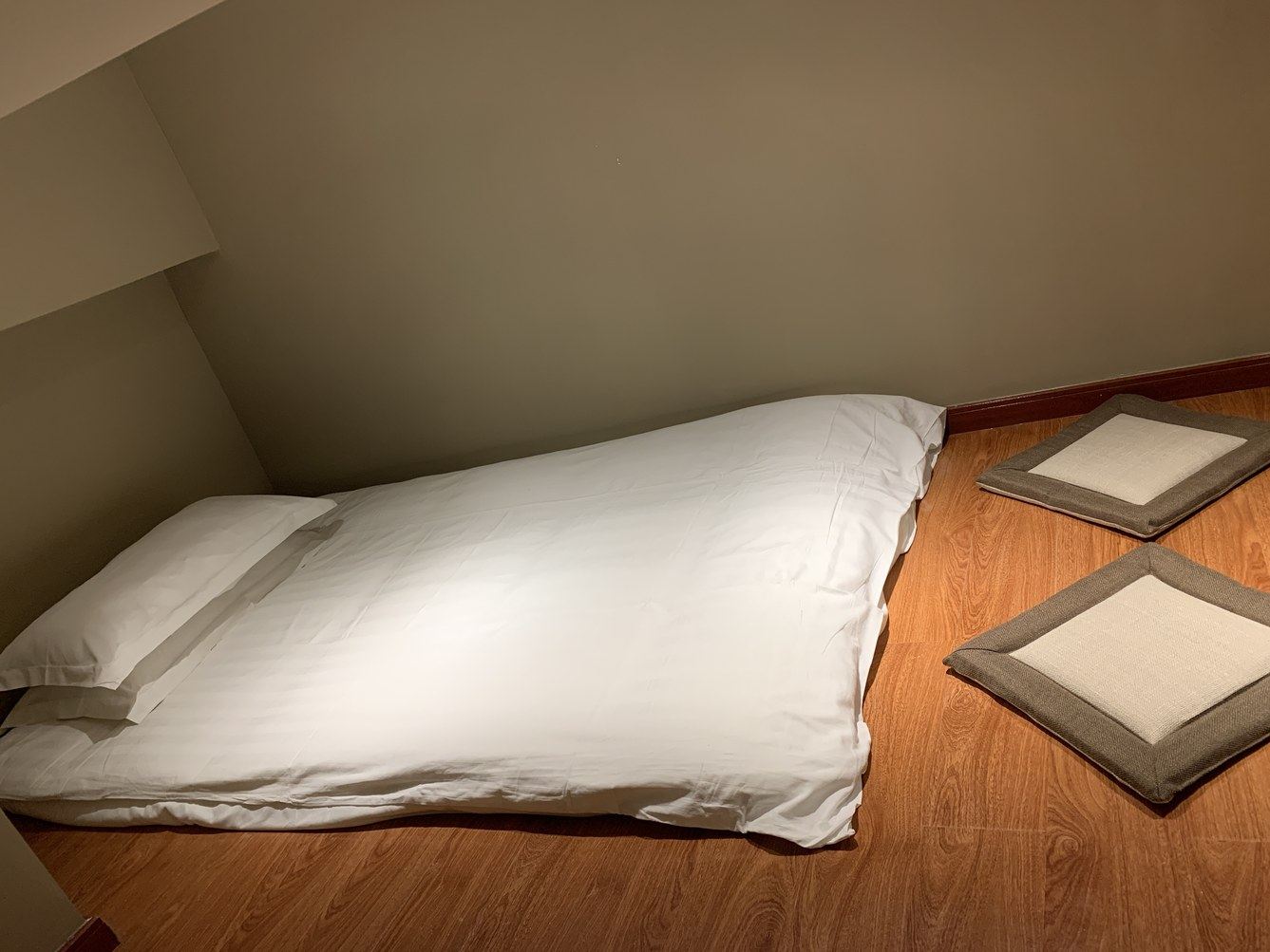 精品二室一厅套房