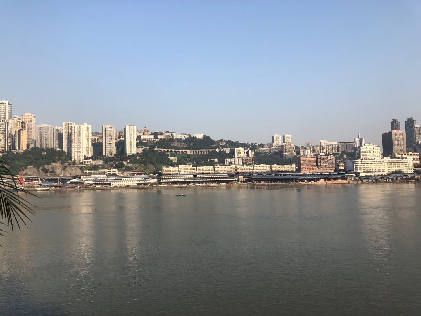 重庆江与城江景轰趴馆