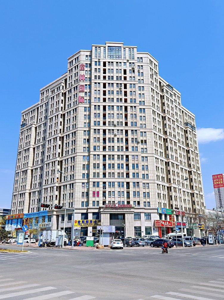 大连霹雳林林酒店