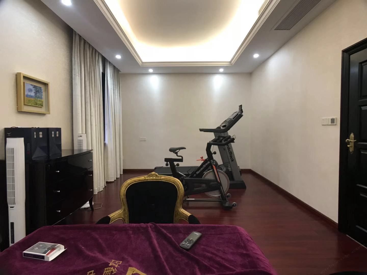 健身娱乐设施