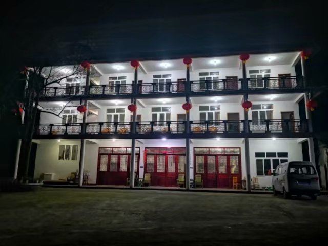 邛崃云顶山庄