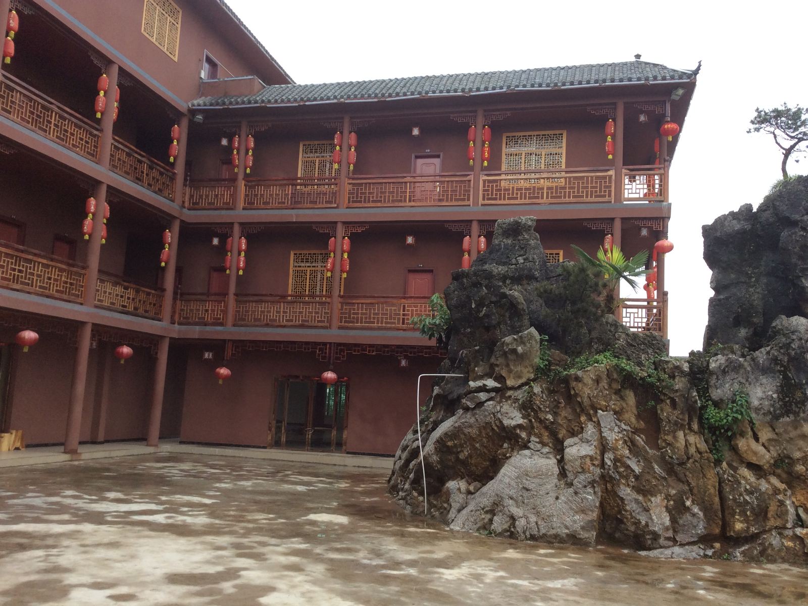 酉阳马鞍城渡假山庄