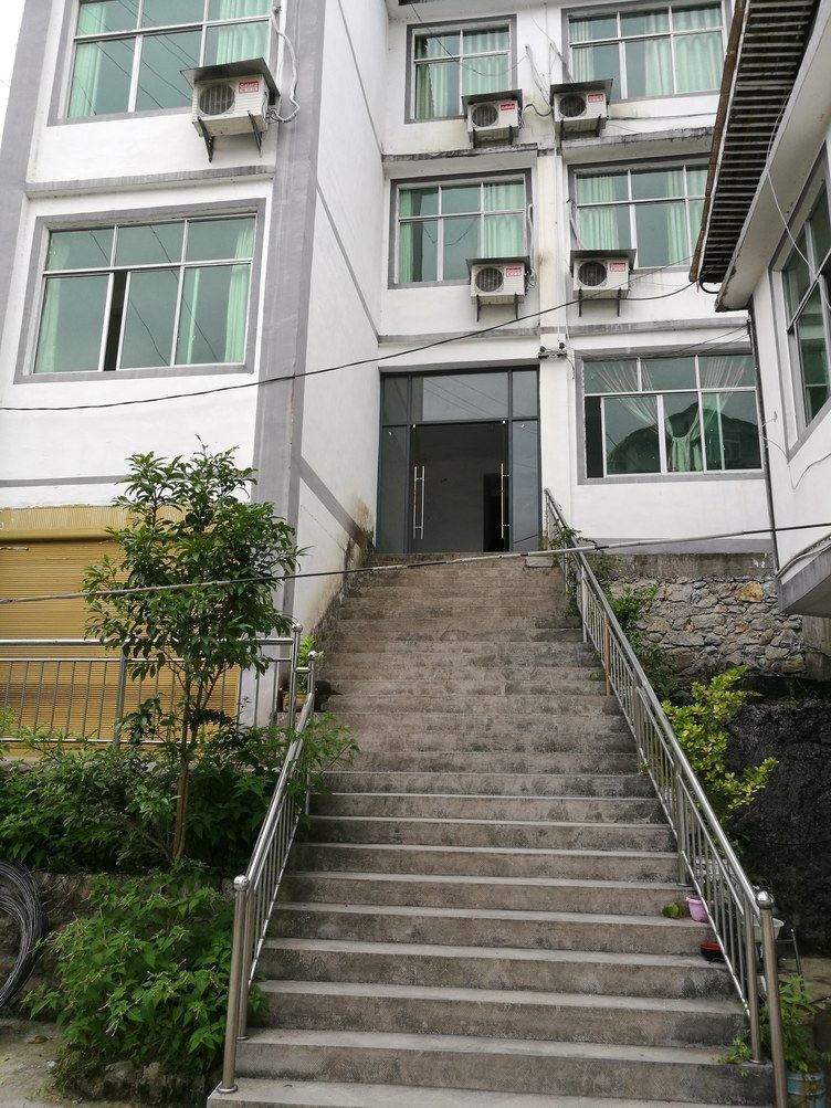 重庆聚友庄农家乐(分店)
