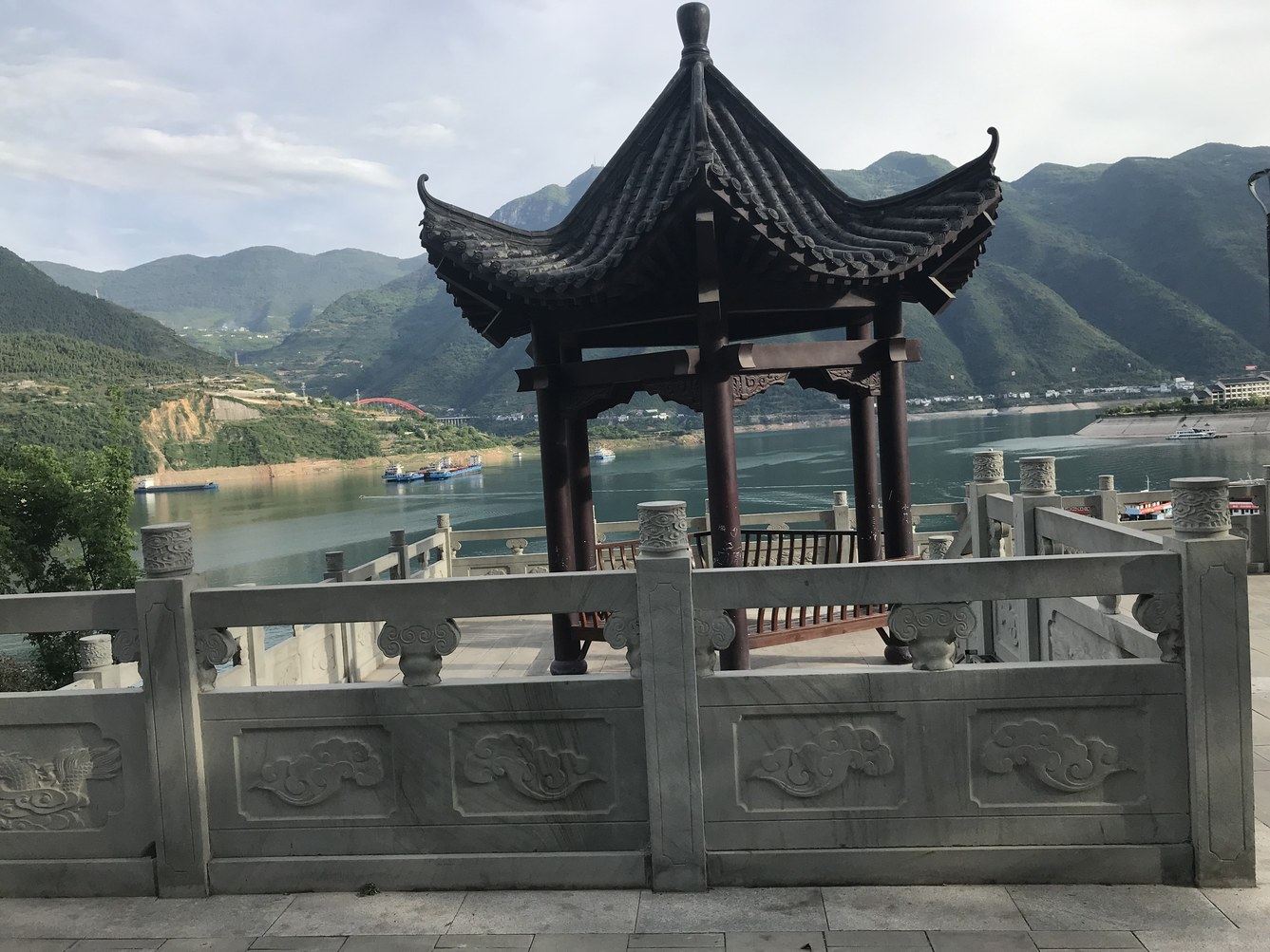 其他