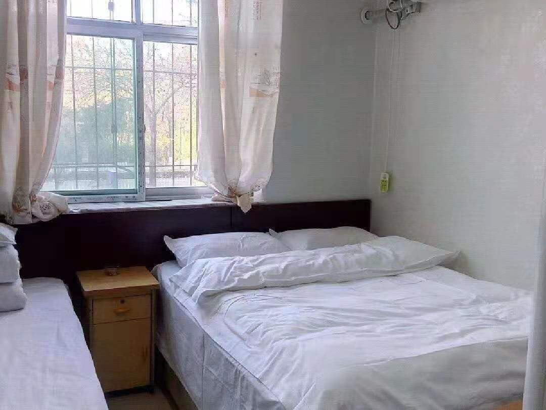 标准双床房