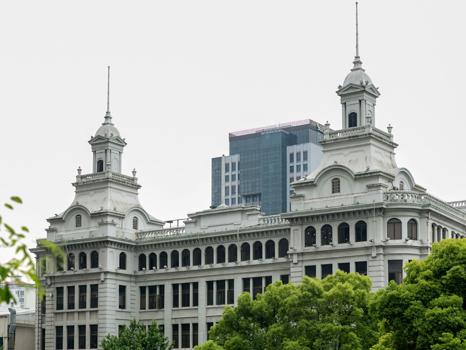 上海新外滩花苑公寓七店
