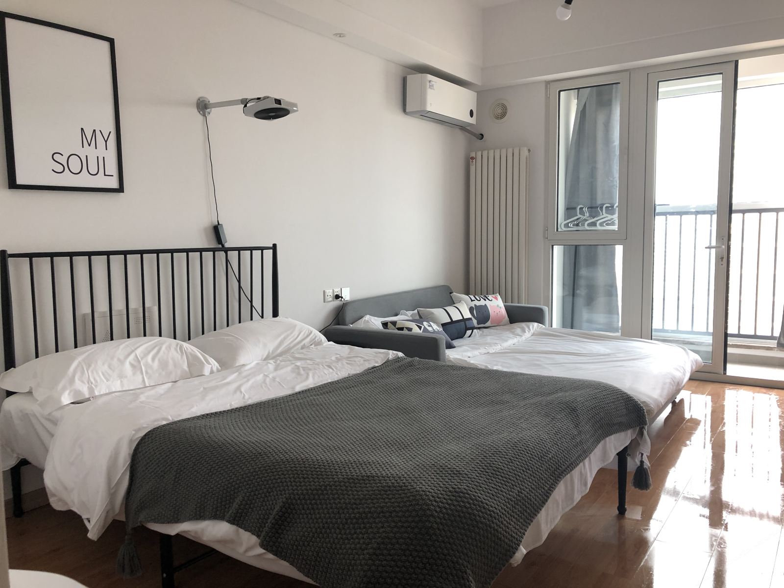 高清投影双床房