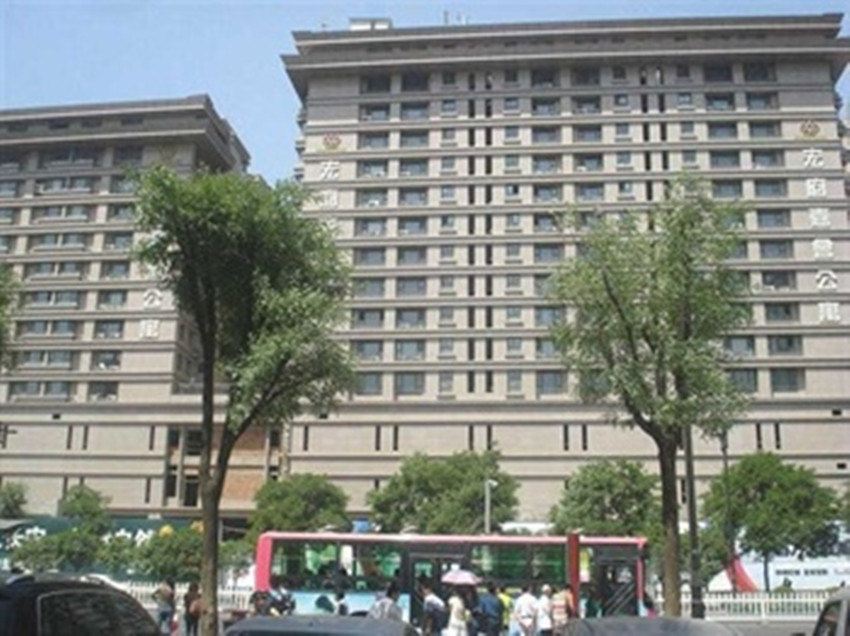 西安钟鼓楼乐途酒店公寓