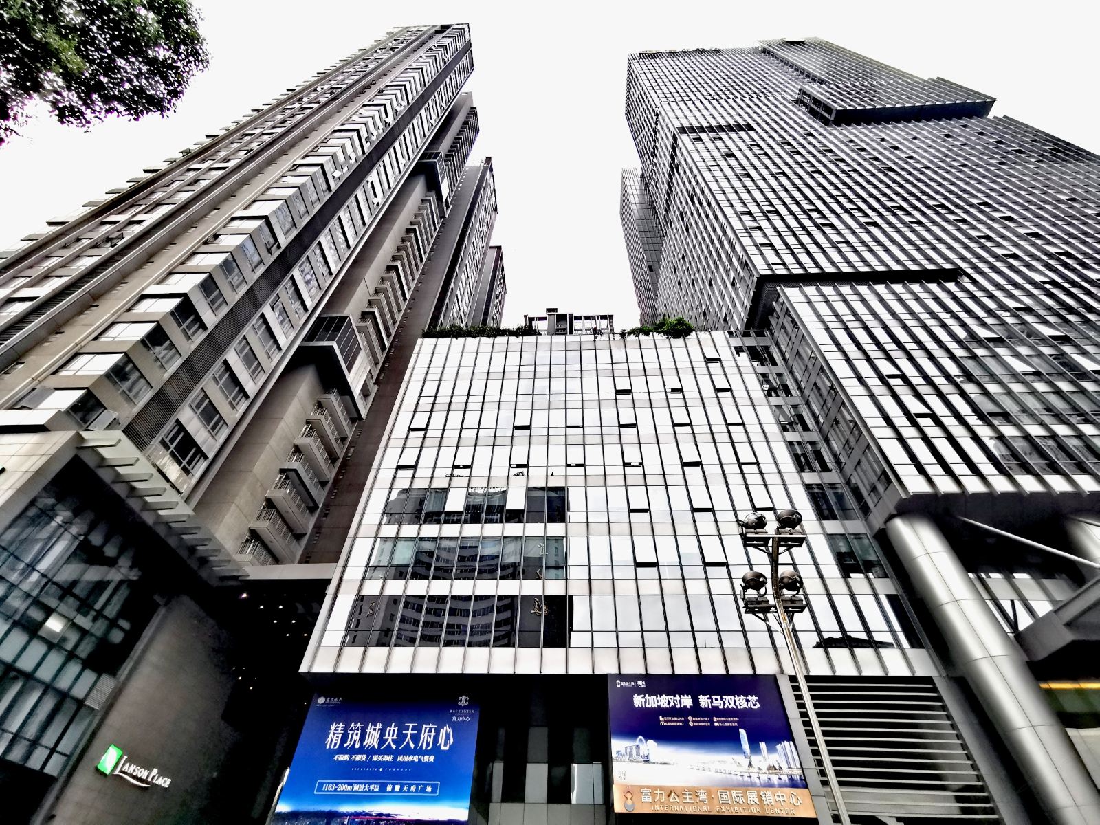 笑脸里·好久不见青年旅舍(成都天府广场店)