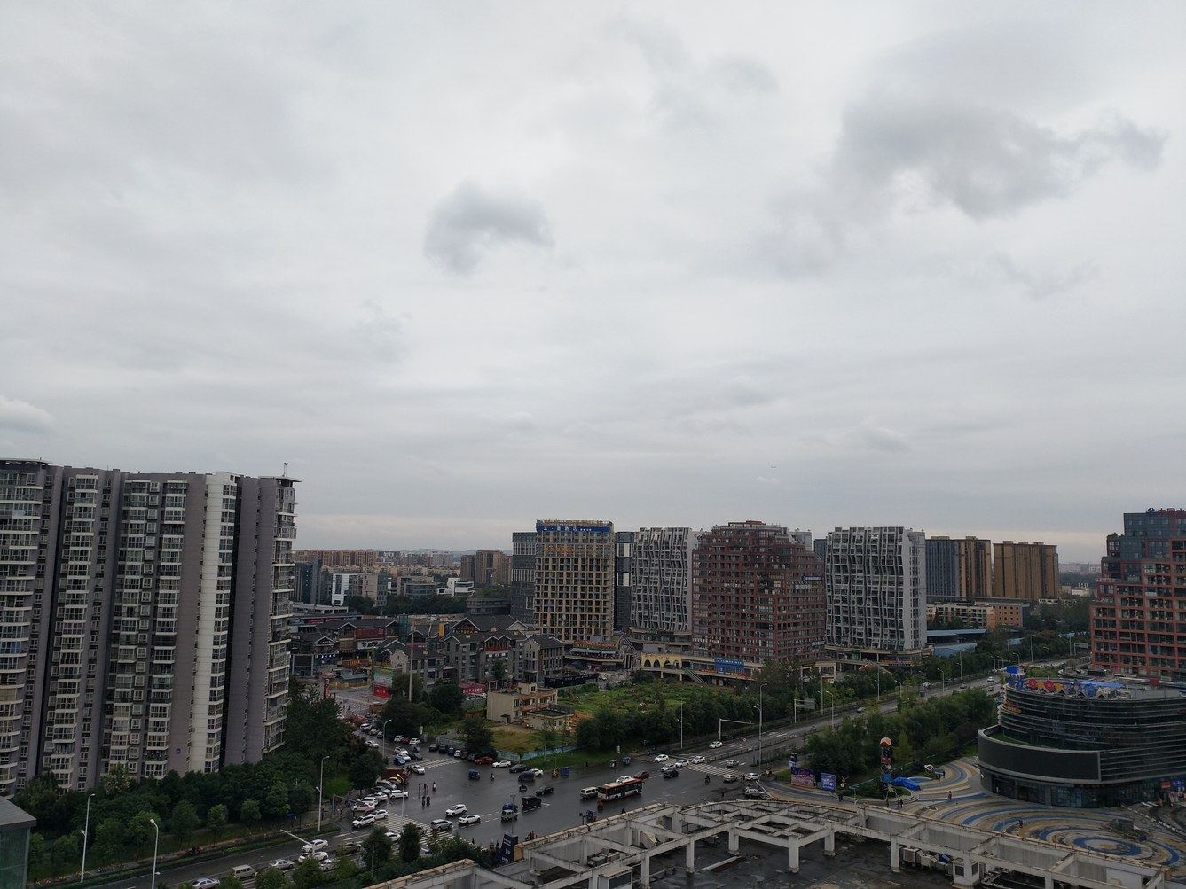 成都店小二来咯普通公寓