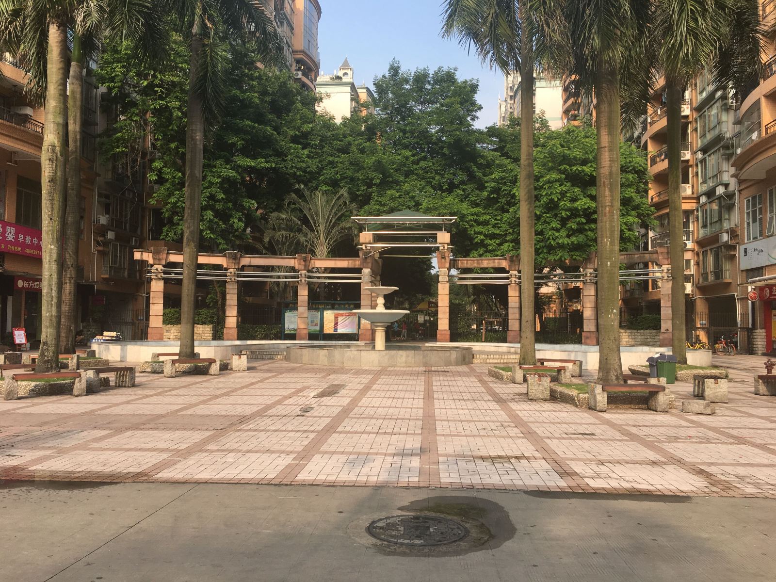 广州等花开青年旅社